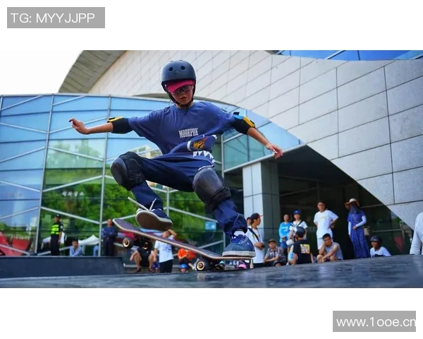 极限运动在上海的崛起与发展:探索本地运动队的精神与文化 极限运动在上海的崛起与发展:探索本地运动队的精神与文化