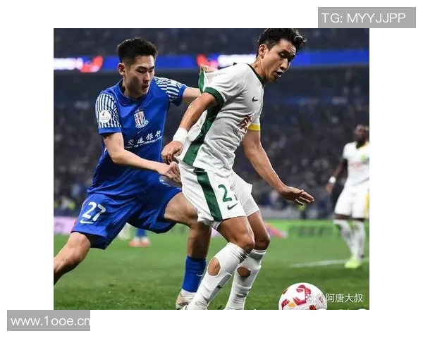 申花对上港的中超联赛激情对决：这场比赛为何如此引人注目，争夺战的背后故事